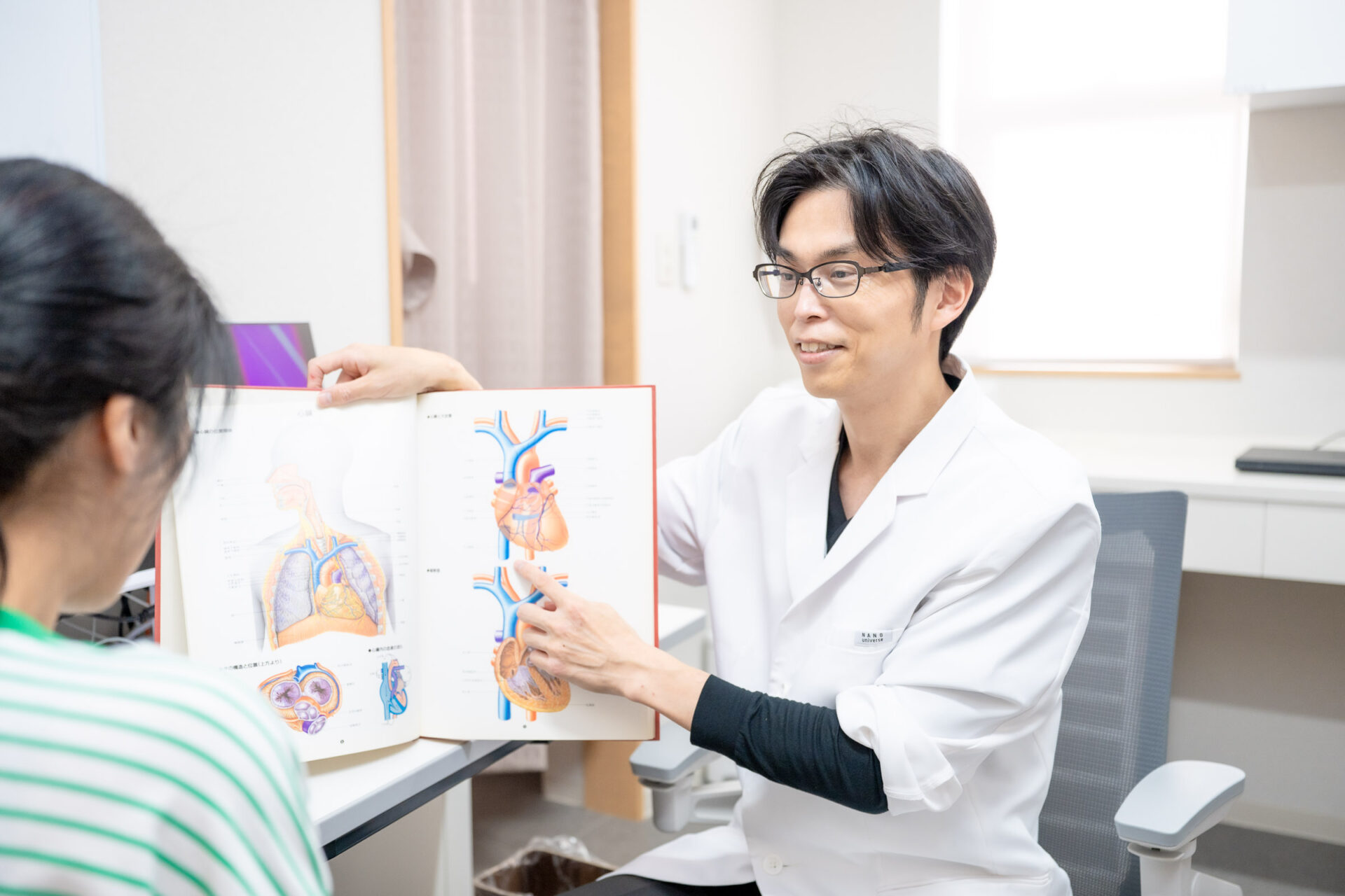 メインビジュアル02（PC）